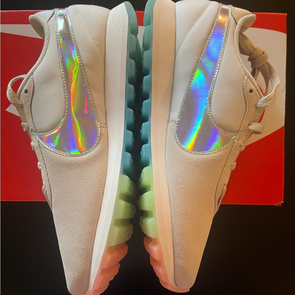 nike pre-love o.x